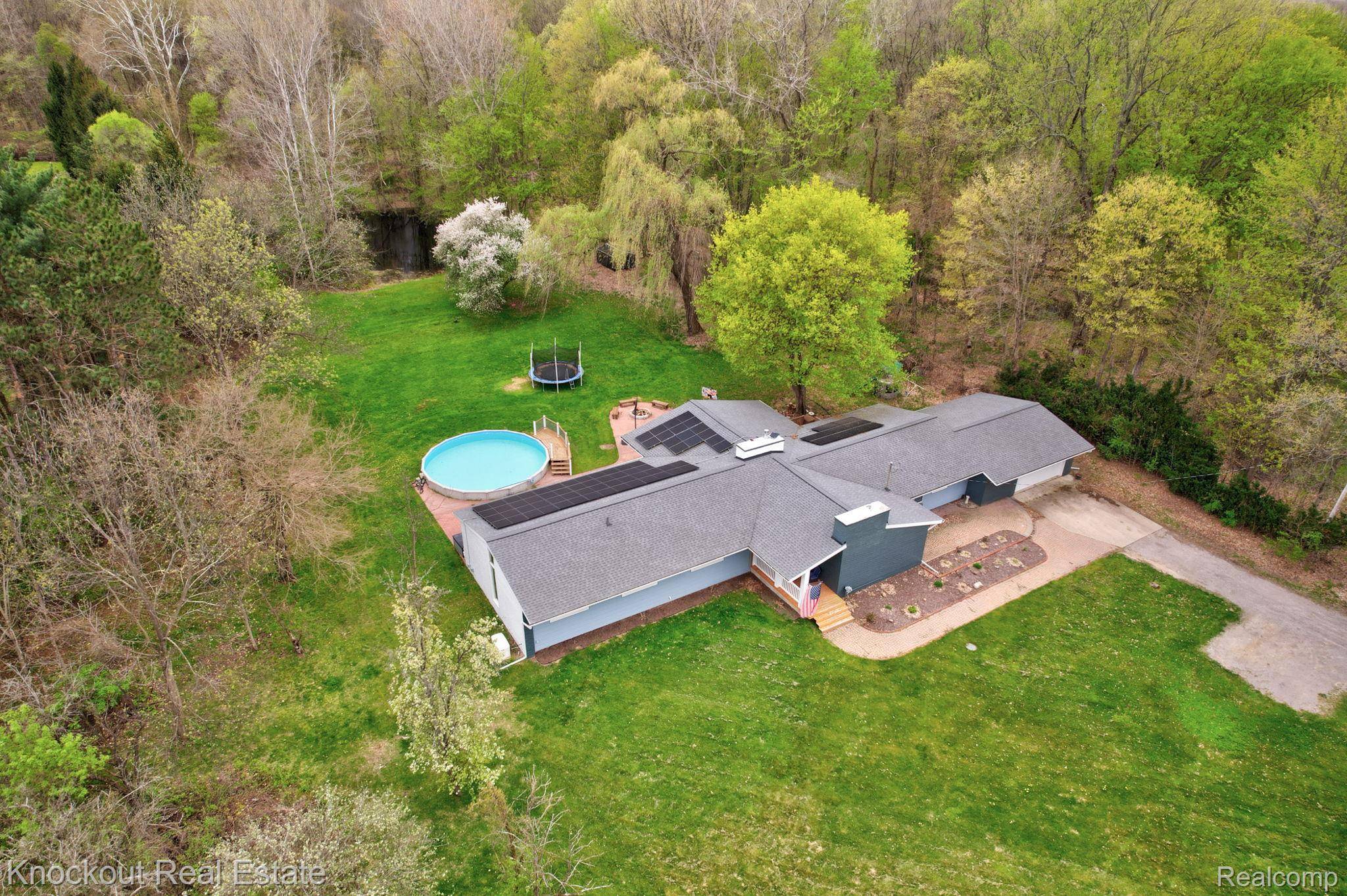12452 Canada RD, Birch Run Township, MI 48415