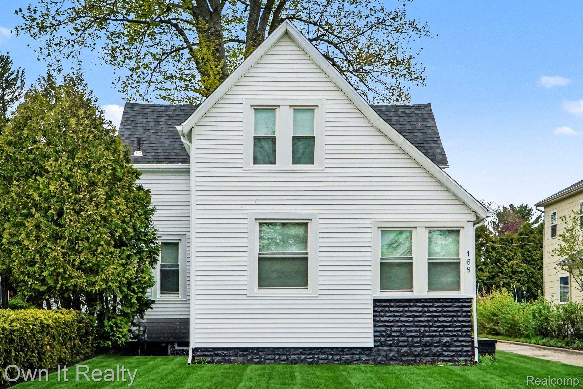 168 Kerby RD, Grossepointefarmscity_wayne, MI 48236