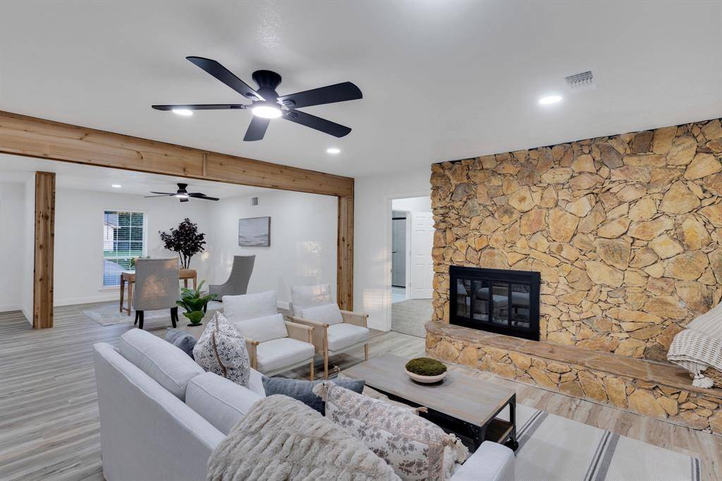 4220 Dawn Drive, Benbrook, TX 76116