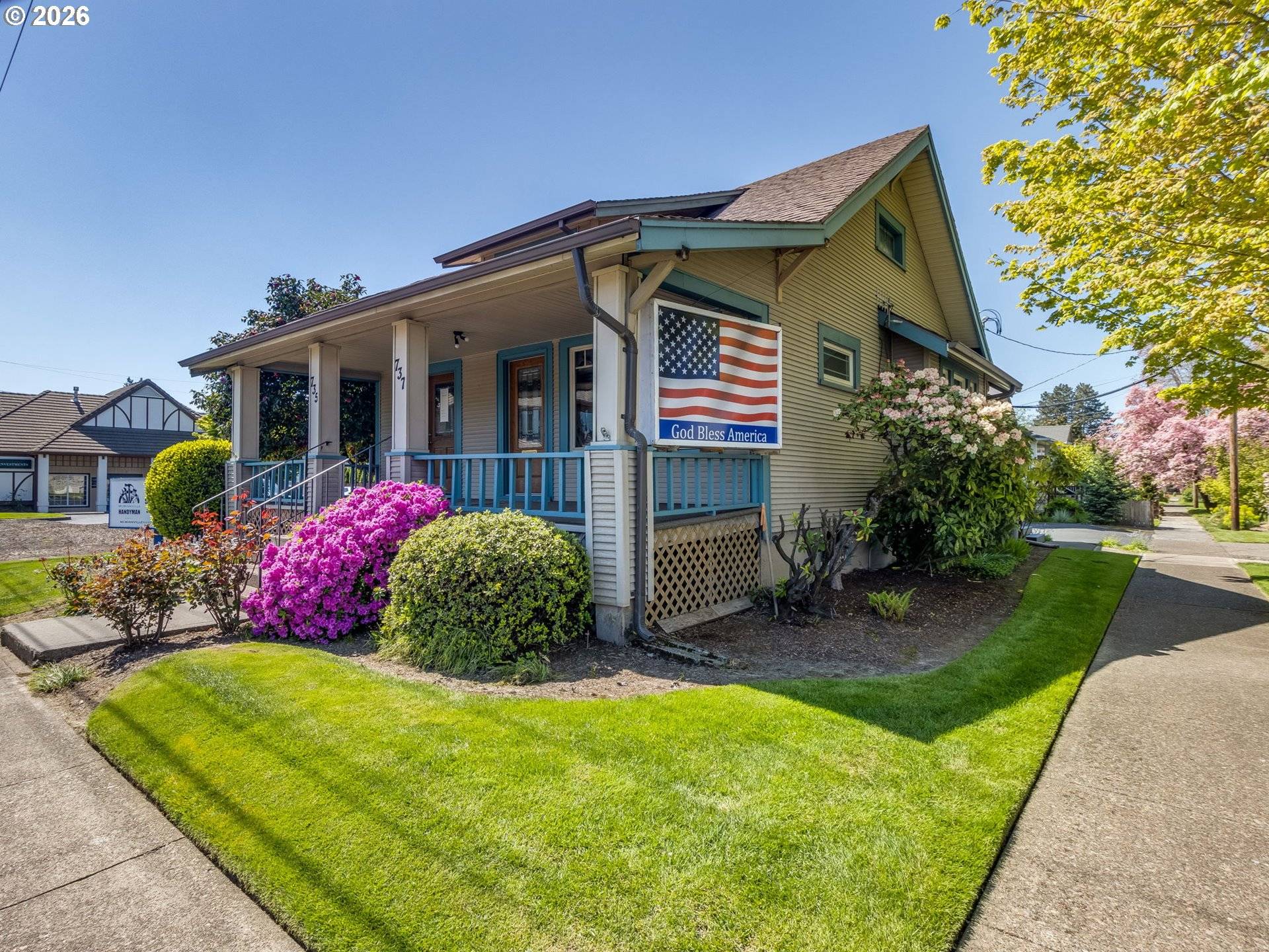 737 NW ADAMS ST, Mc Minnville, OR 97128