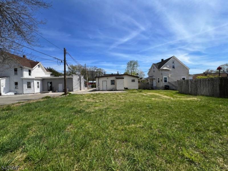 901 Ringwood Ave, Wanaque Boro, NJ 07420