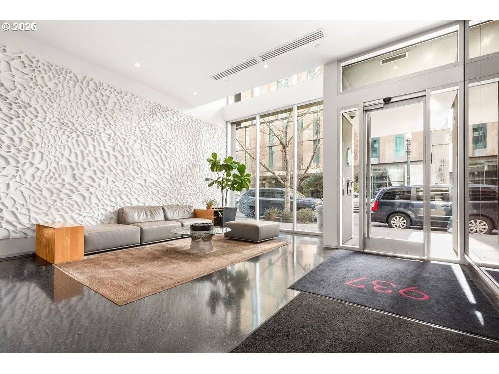 937 NW GLISAN ST #935, Portland, OR 97209