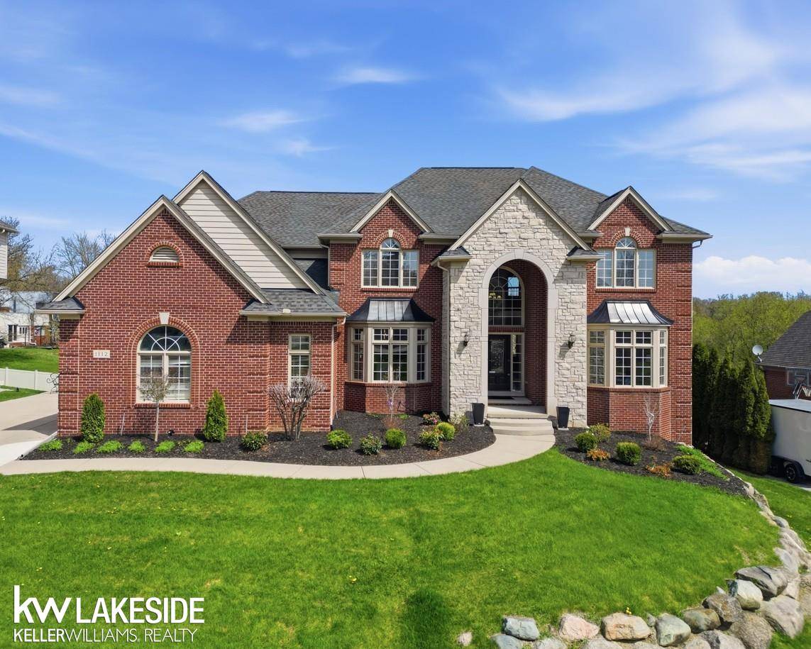 1112 Canyon Creek DR, Rochesterhillscity_oakland, MI 48306