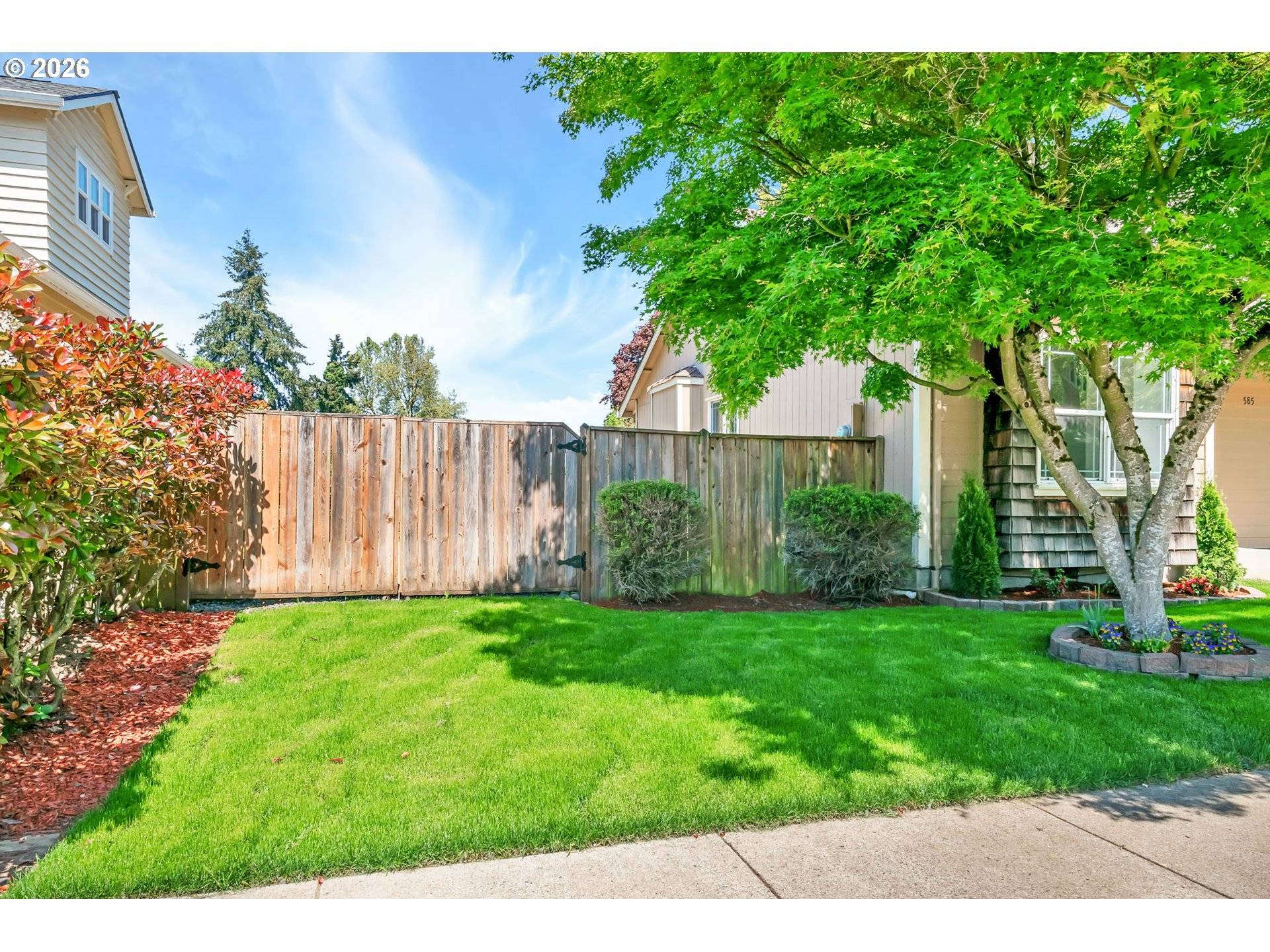 585 DUBLIN AVE, Eugene, OR 97404