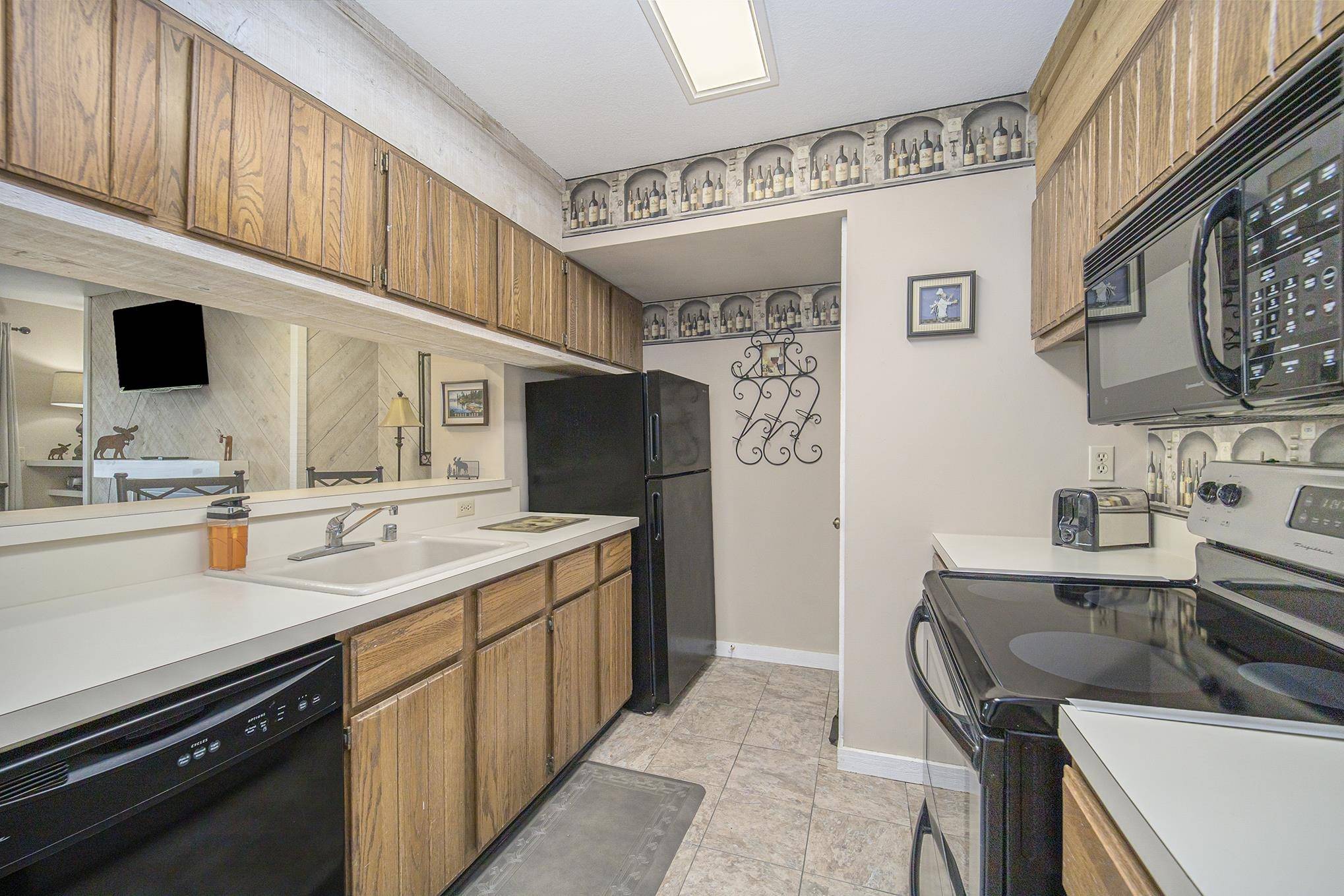 4761 North Crossover DR, Kearneytownship_antrim, MI 49615
