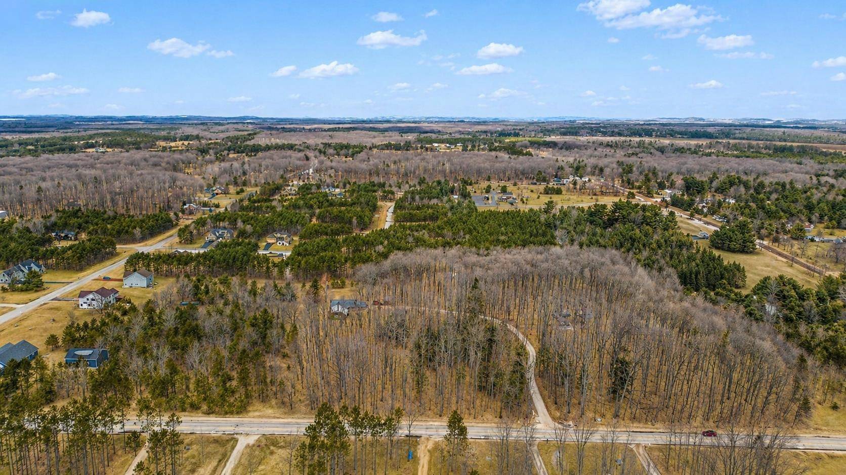 10186 Thiel RD, Longlaketownship_grandtraverse, MI 49685