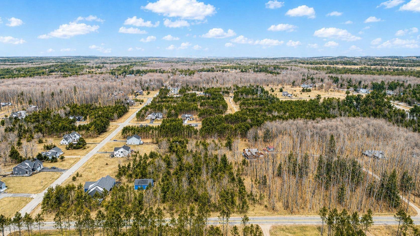 10186 Thiel RD, Longlaketownship_grandtraverse, MI 49685