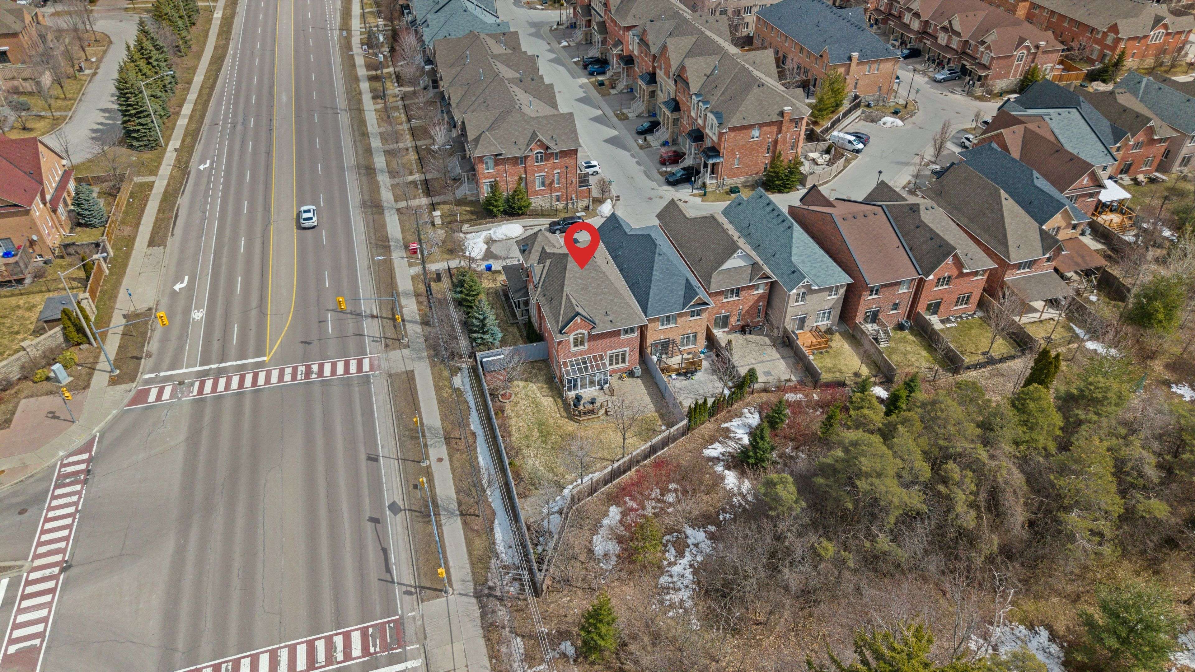 40 Mack Clement LN, Richmond Hill, ON L4S 0G2