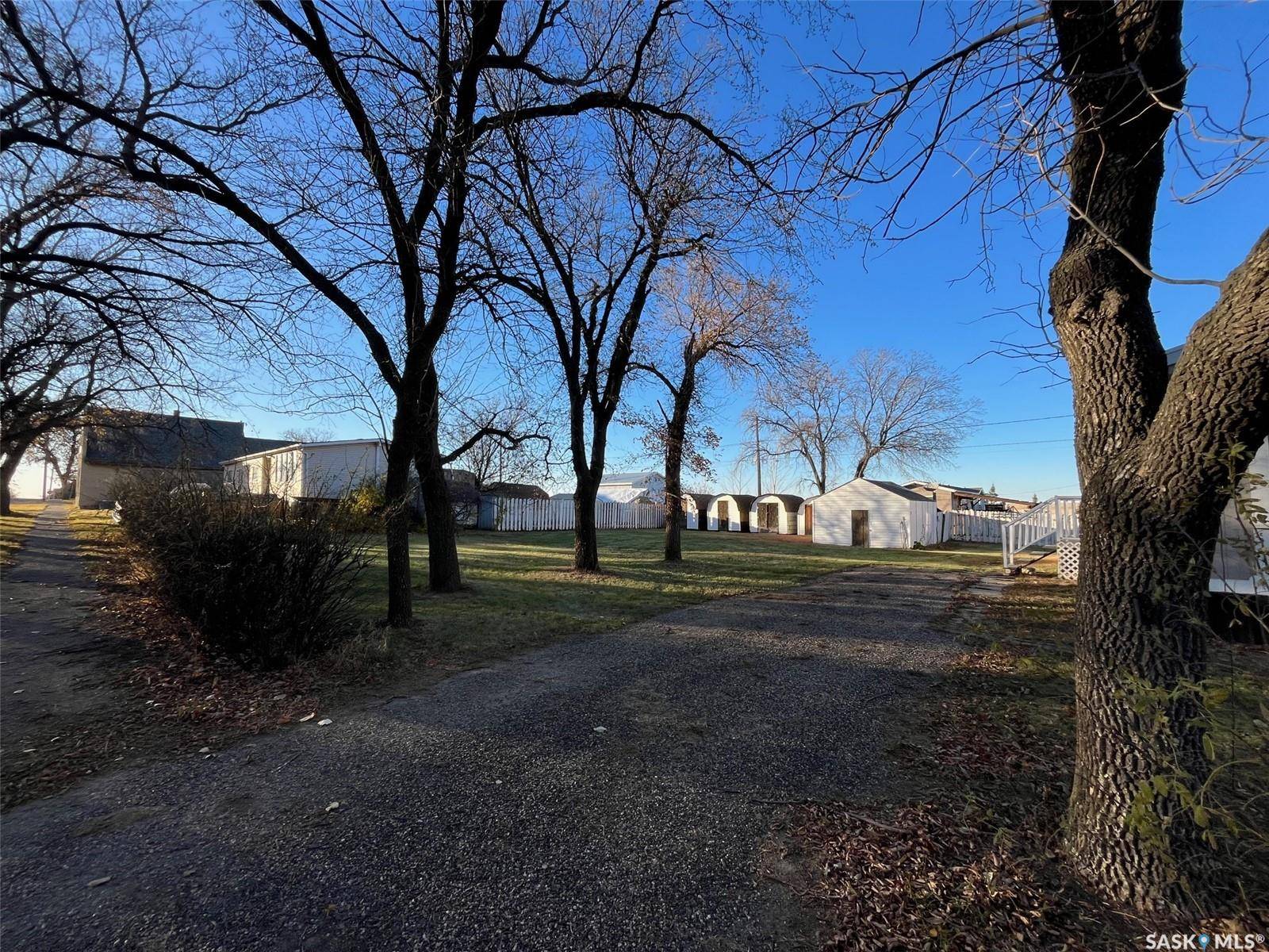 118 2 AVENUE E, Lafleche, SK S0H 2K0