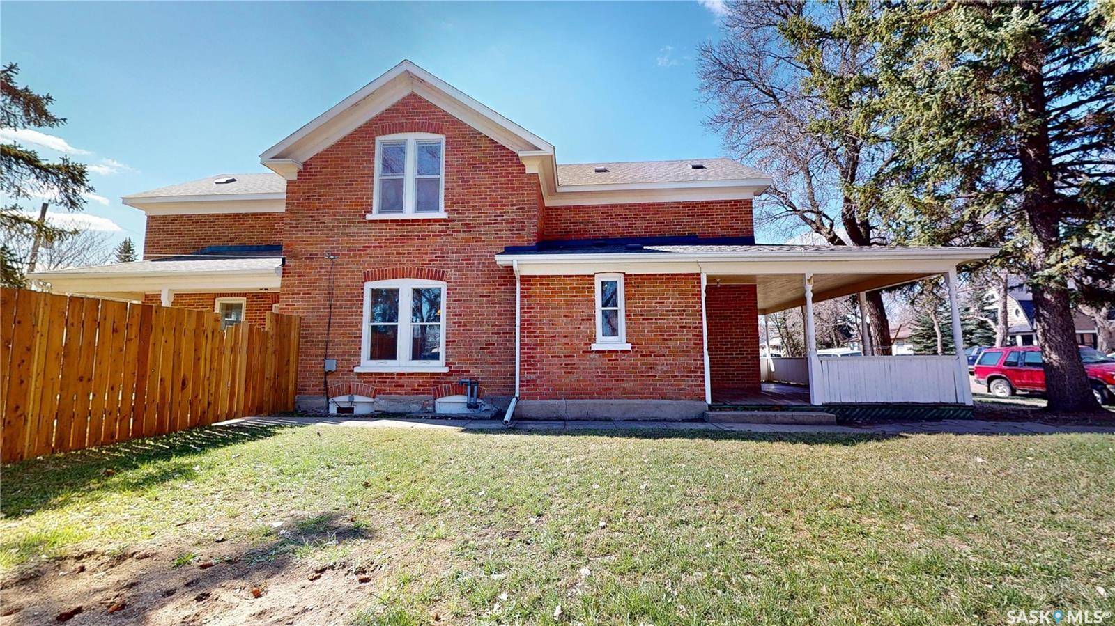 402 Jasper STREET, Maple Creek, SK S0N 1N0