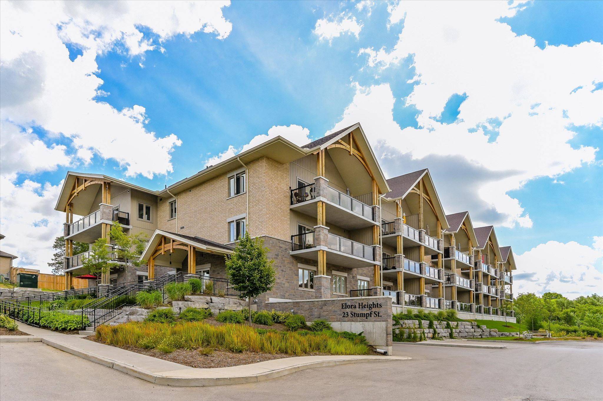 23 Stumpf ST #102, Centre Wellington, ON N0B 1S0