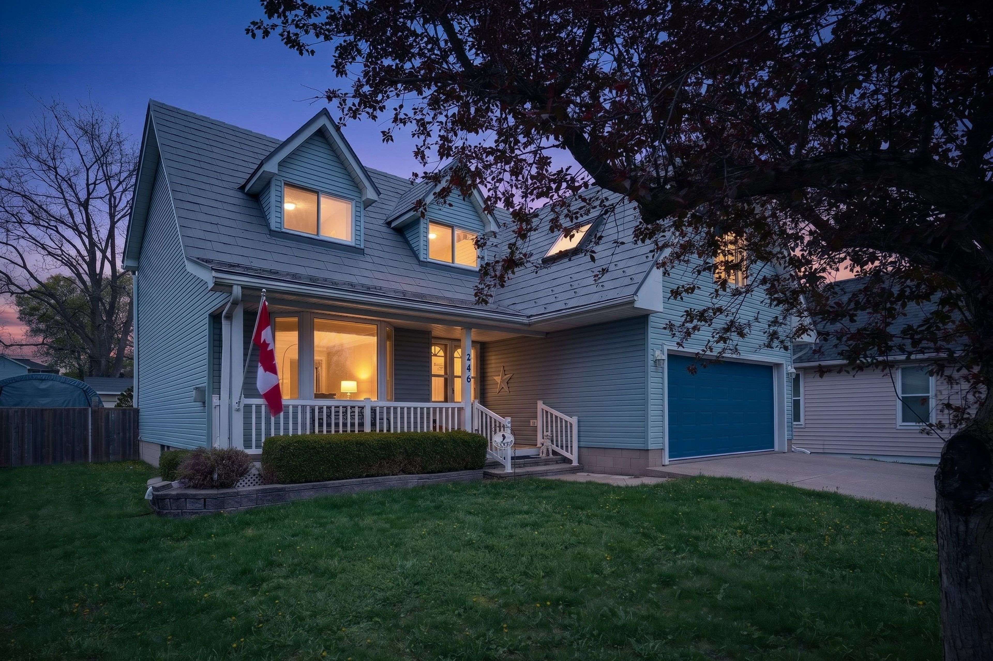 246 Courtwright ST, Fort Erie, ON L2A 2R8