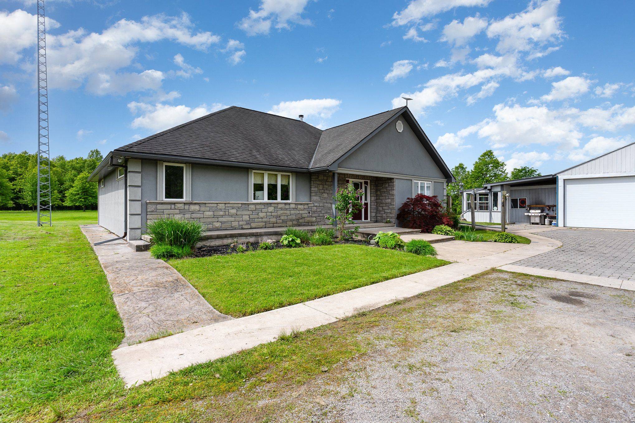 1961 Townline RD, Fort Erie, ON L0S 1S0