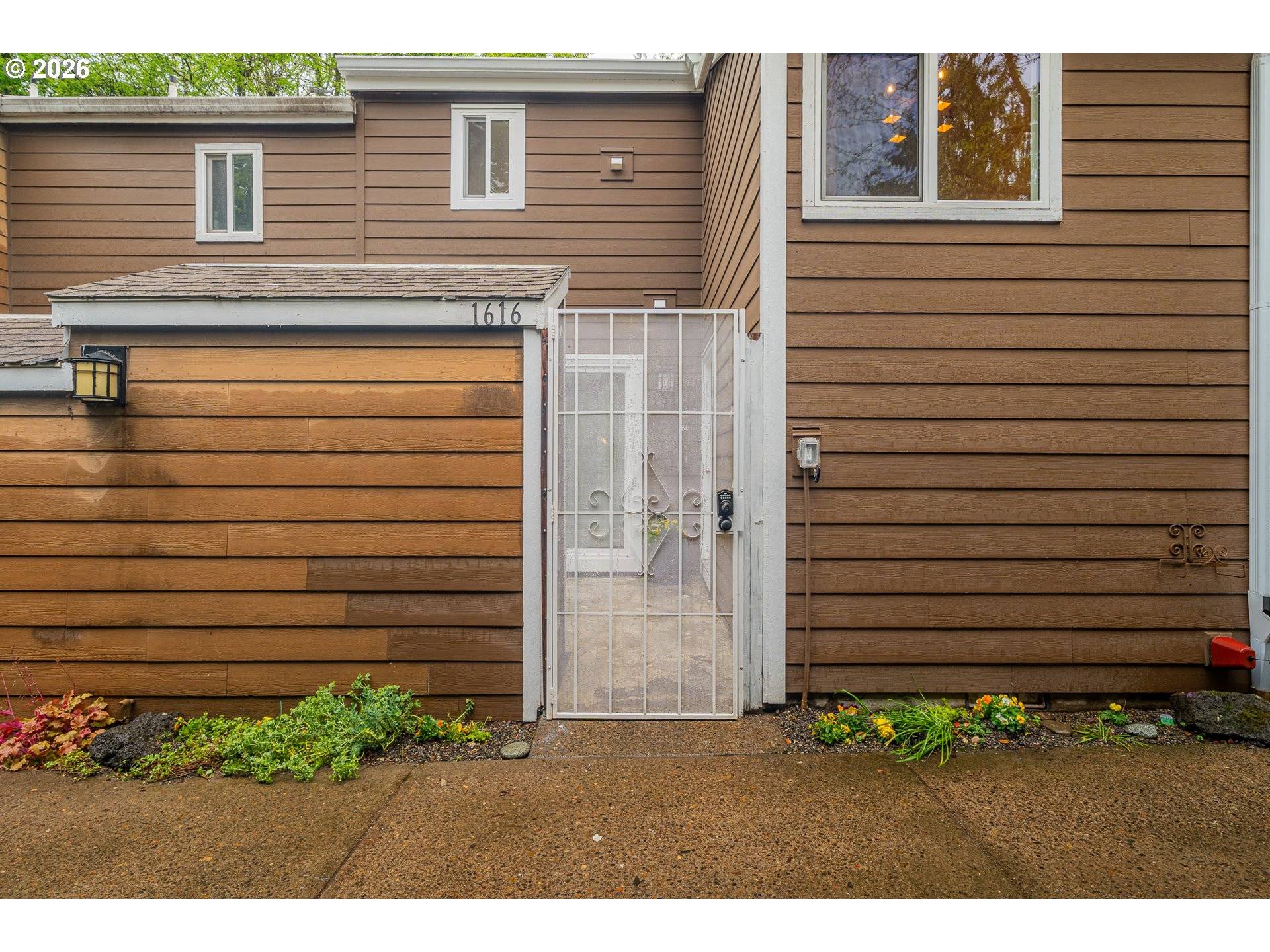 1616 VILLAGE PARK PL, West Linn, OR 97068