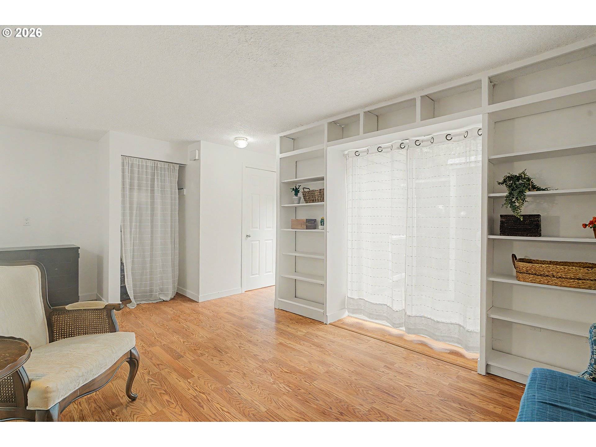 1616 VILLAGE PARK PL, West Linn, OR 97068
