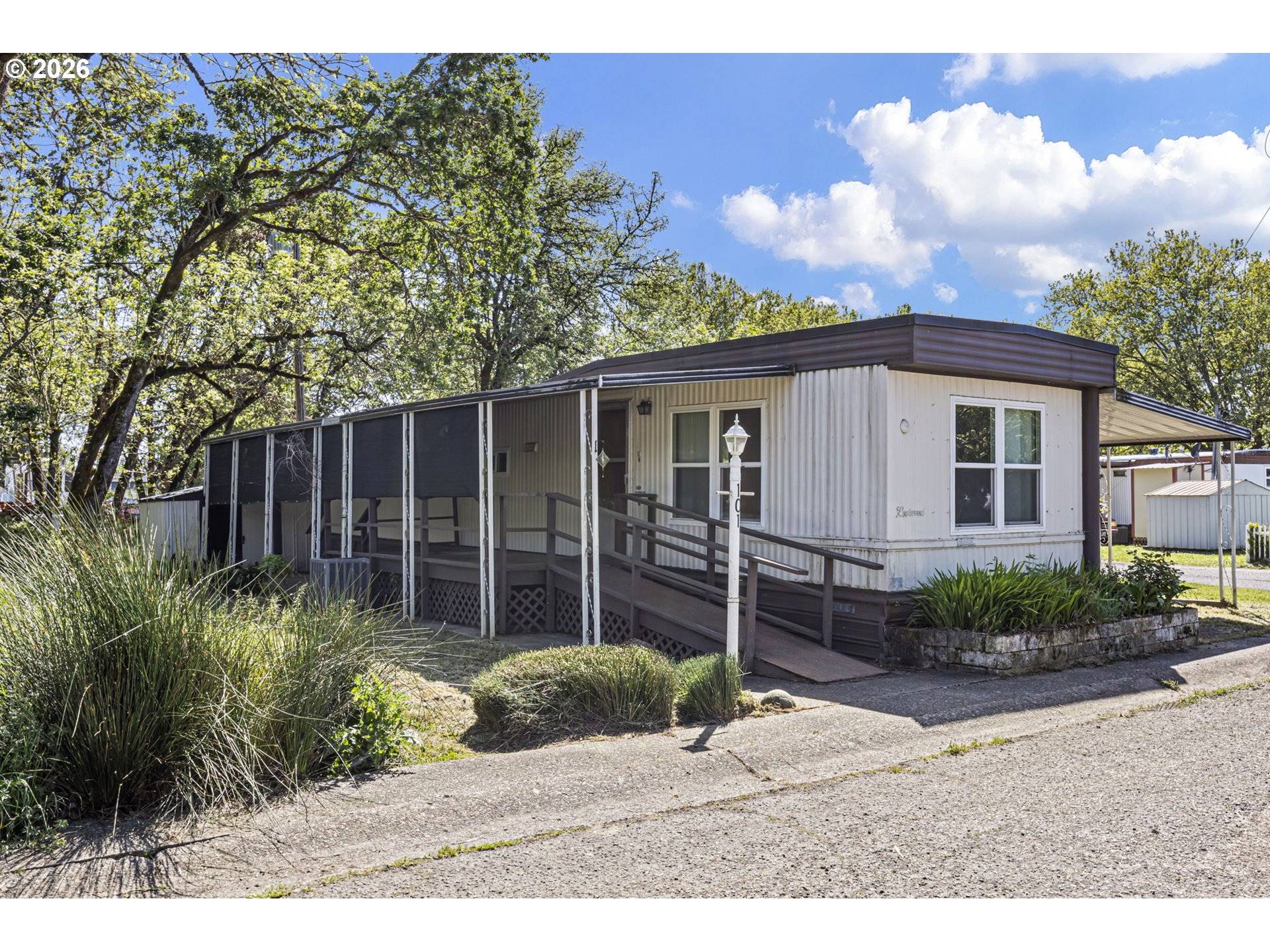 101 ATHENA LN, Roseburg, OR 97470
