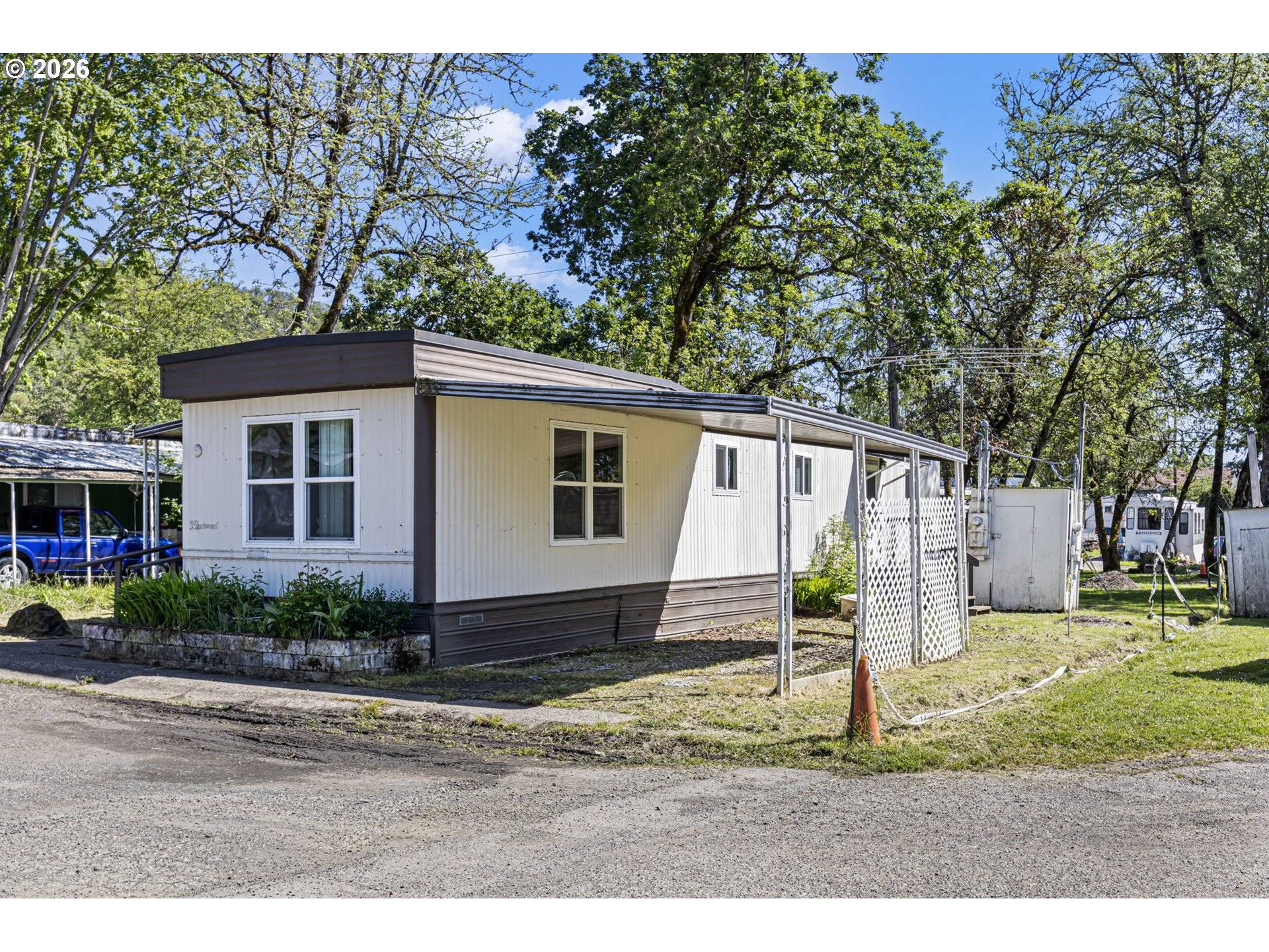101 ATHENA LN, Roseburg, OR 97470