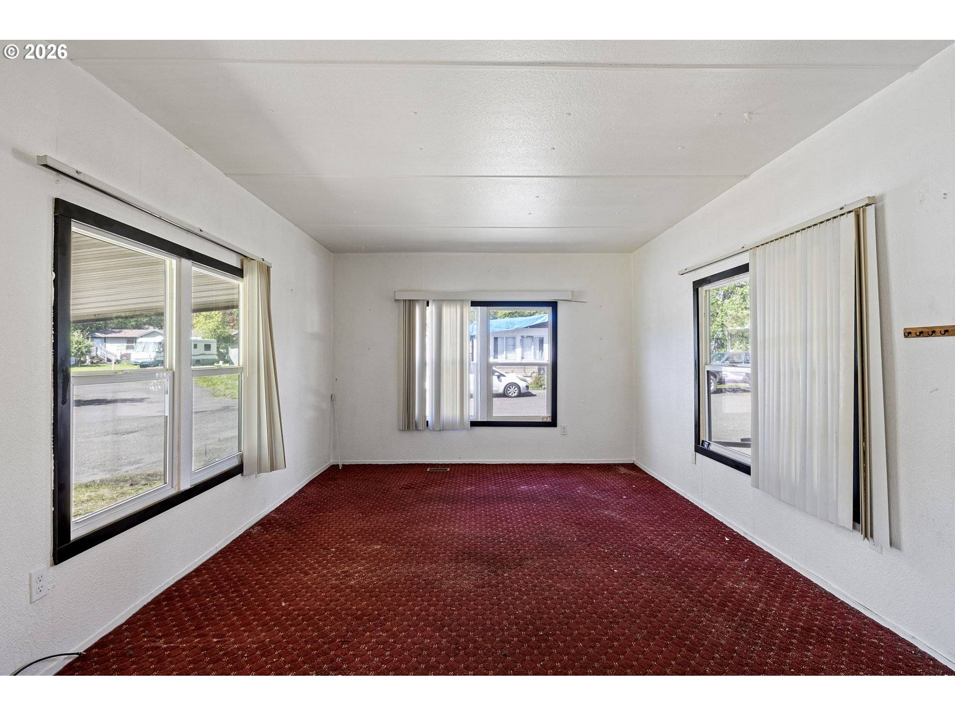 101 ATHENA LN, Roseburg, OR 97470