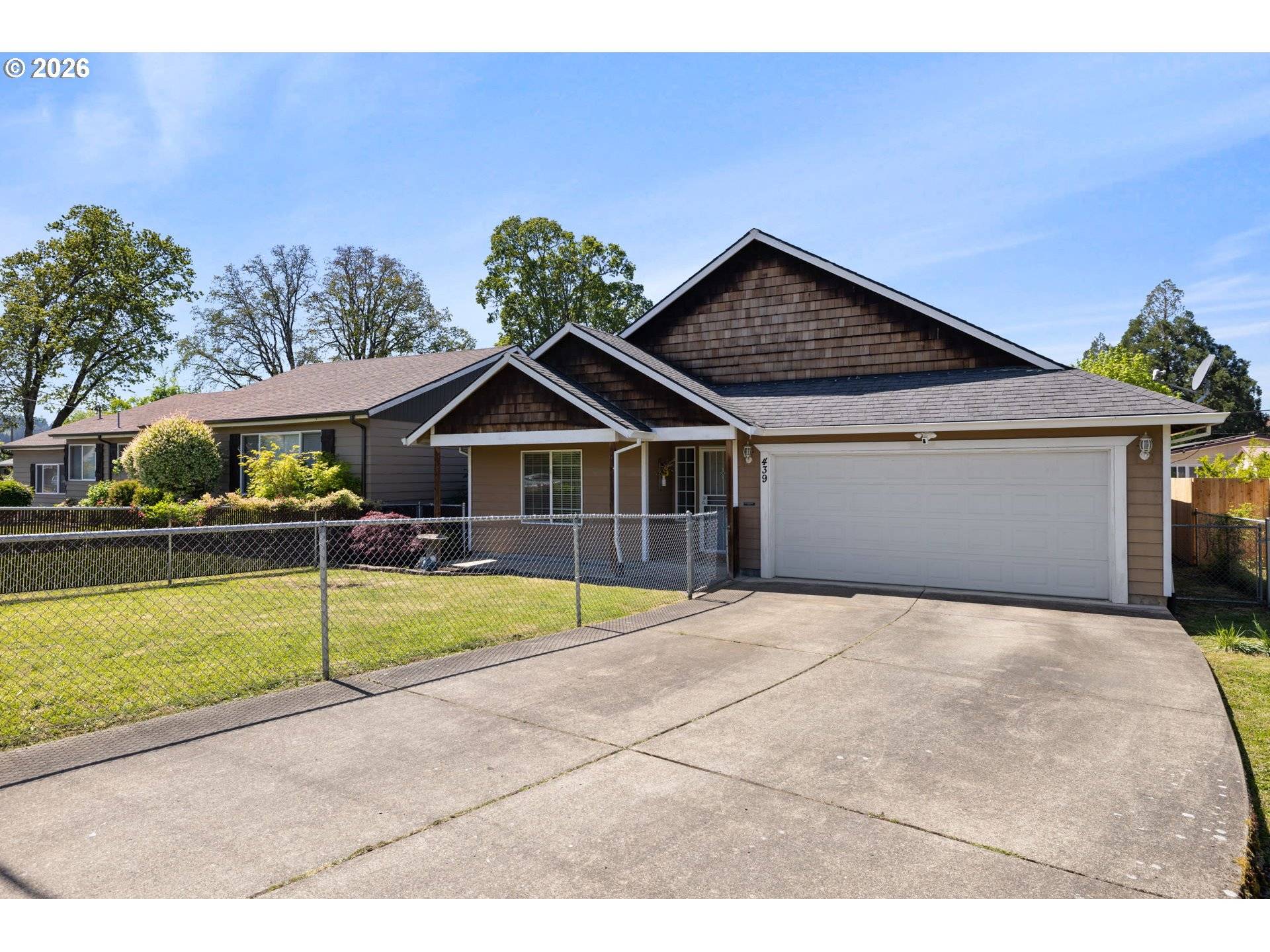 439 N BROADWAY ST, Estacada, OR 97023