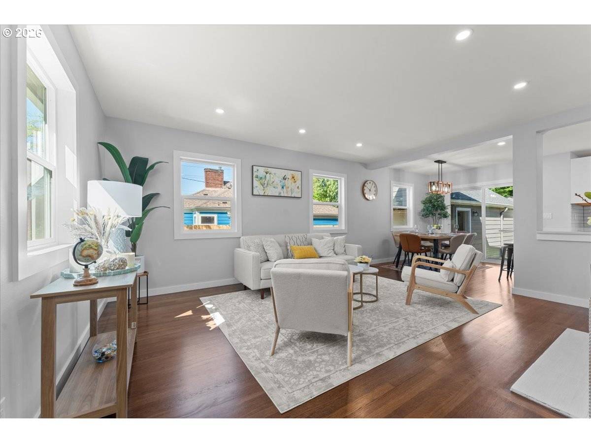 4416 NE 75TH AVE, Portland, OR 97218