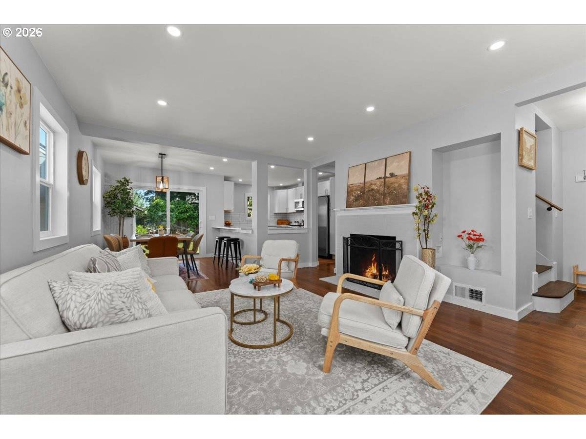 4416 NE 75TH AVE, Portland, OR 97218