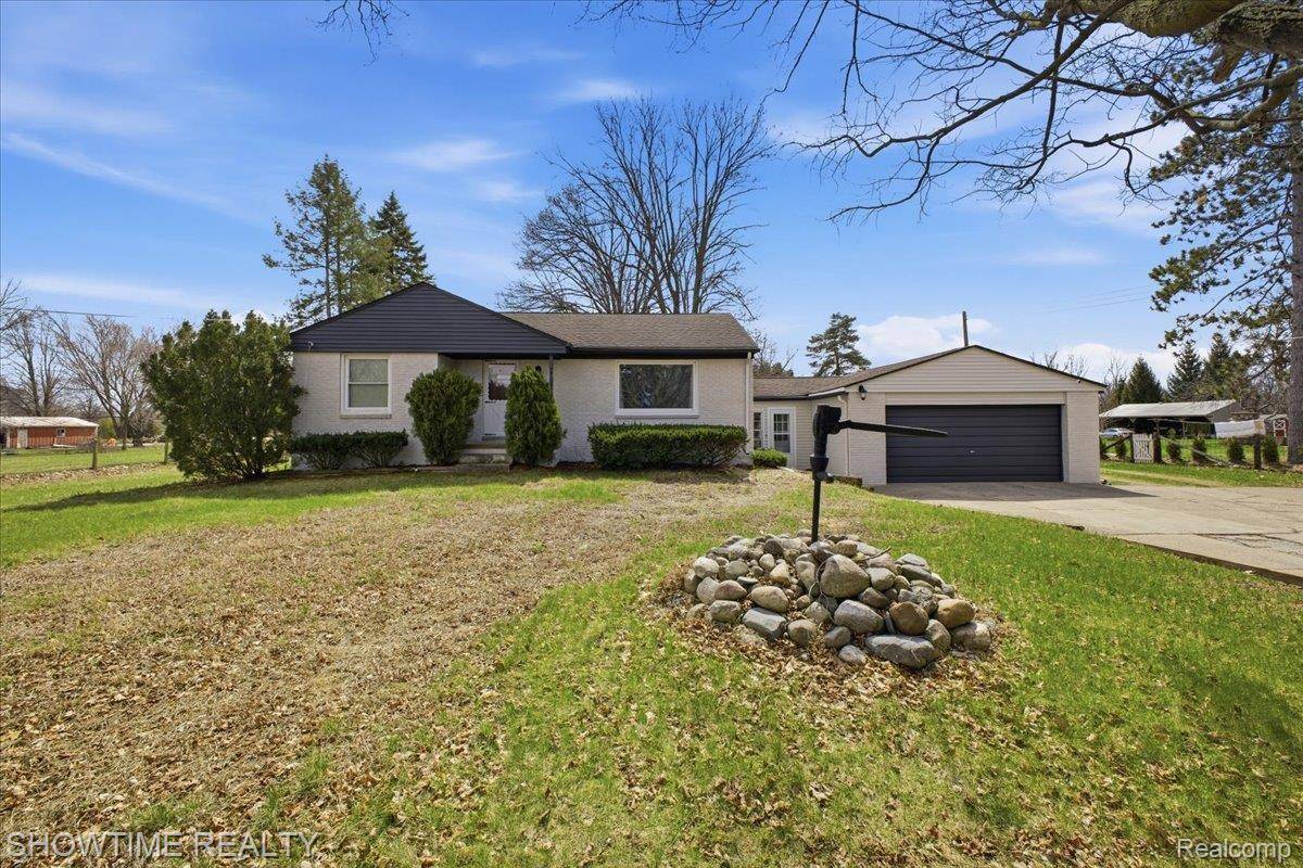 13912 22 Mile RD, Shelby Charter Township, MI 48315