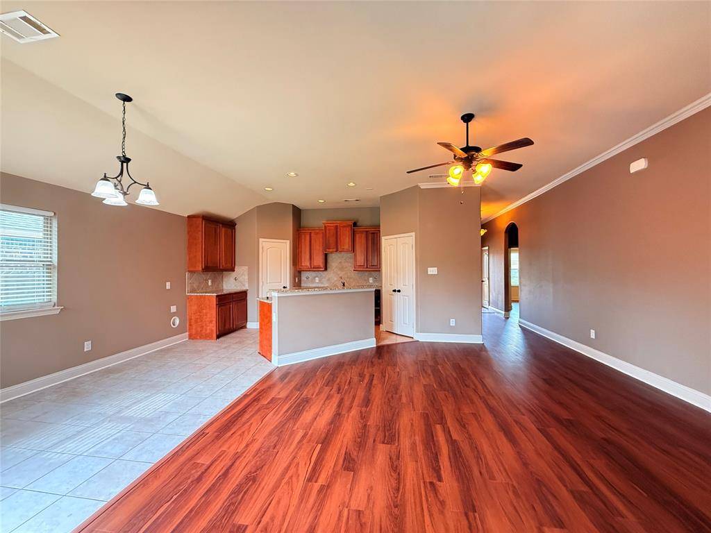 2106 Danibelle Drive, Forney, TX 75126