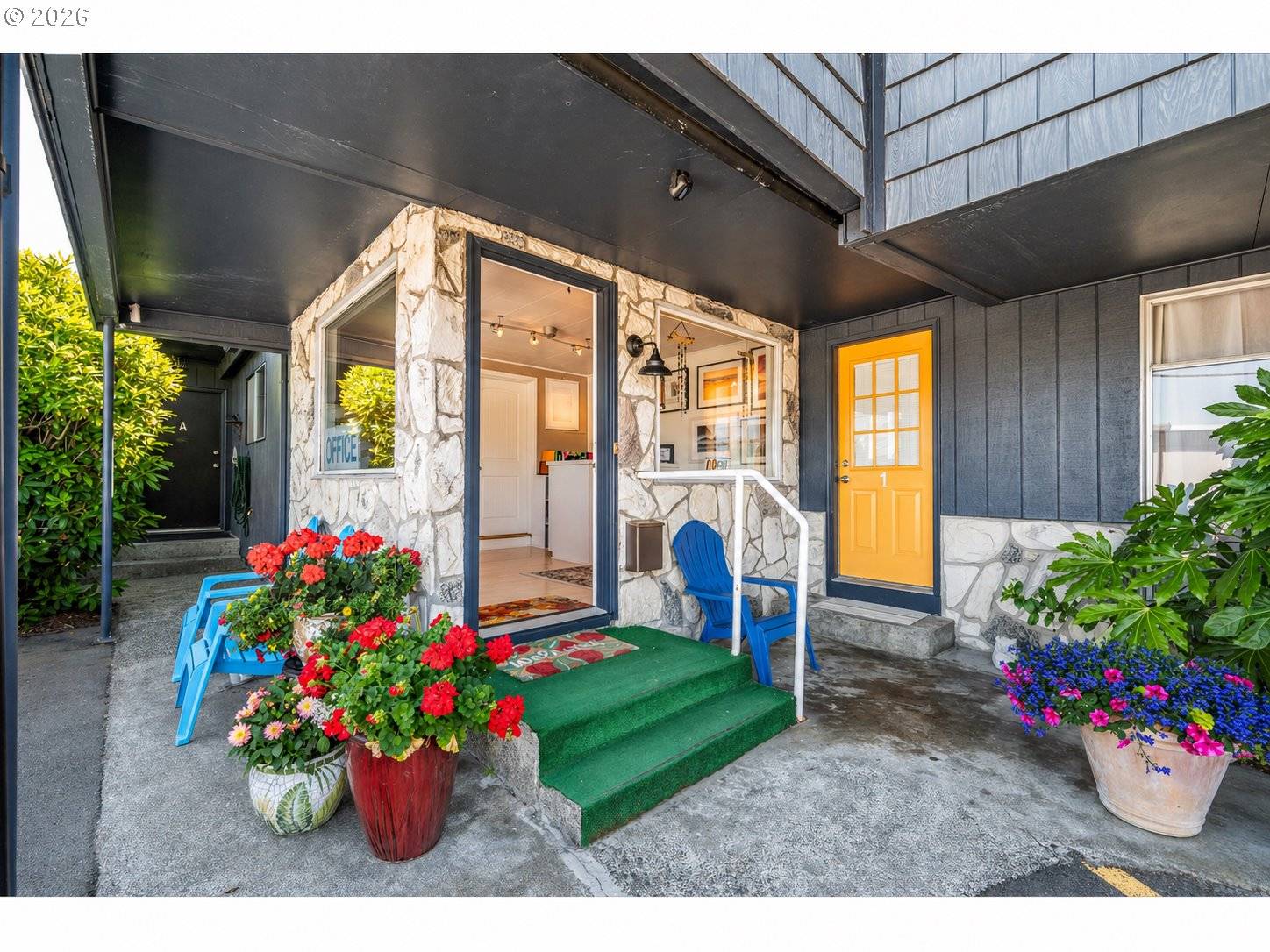940 OREGON AVE, Bandon, OR 97411