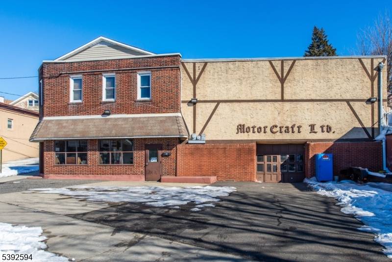 307 Paterson Ave, East Rutherford Boro, NJ 07073