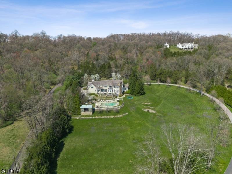 91 Mosle Rd, Peapack Gladstone Boro, NJ 07931