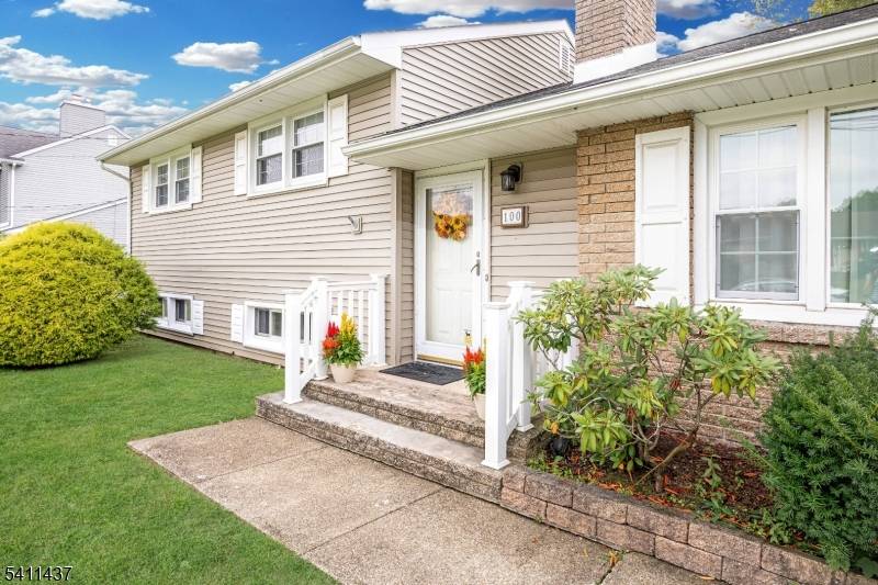 100 Eyland Ave, Roxbury Twp., NJ 07876