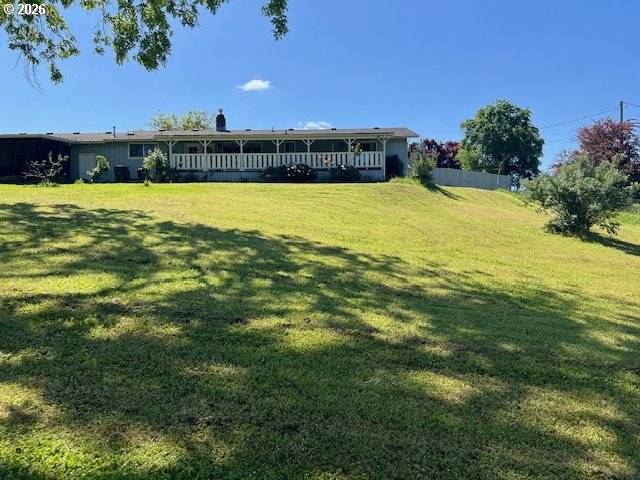 207 NE SPENCER CT, Roseburg, OR 97470