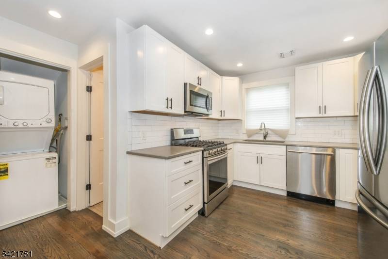 266 Elmwood Ave, Maplewood Twp., NJ 07040