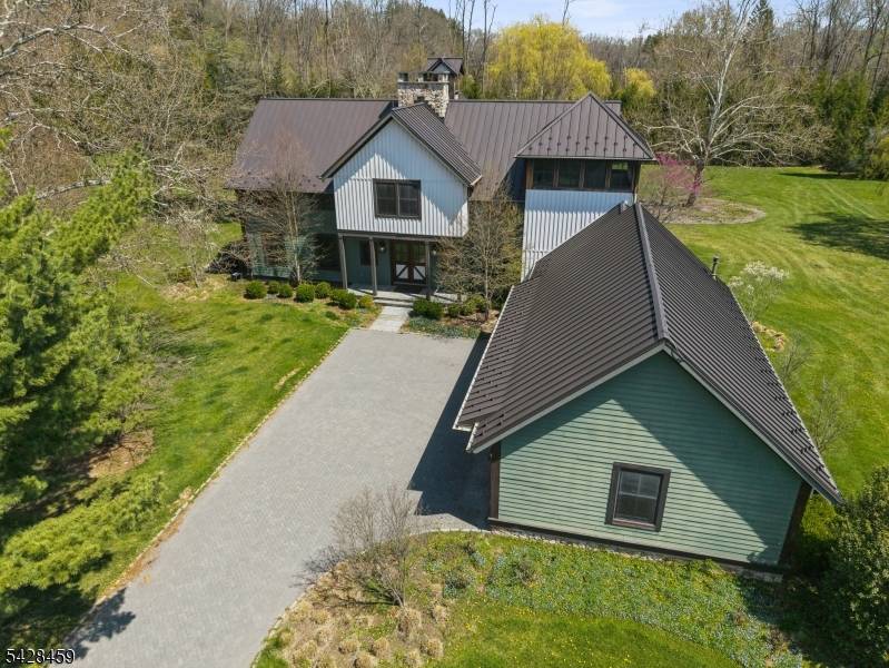 89 Mosle Rd, Peapack Gladstone Boro, NJ 07931