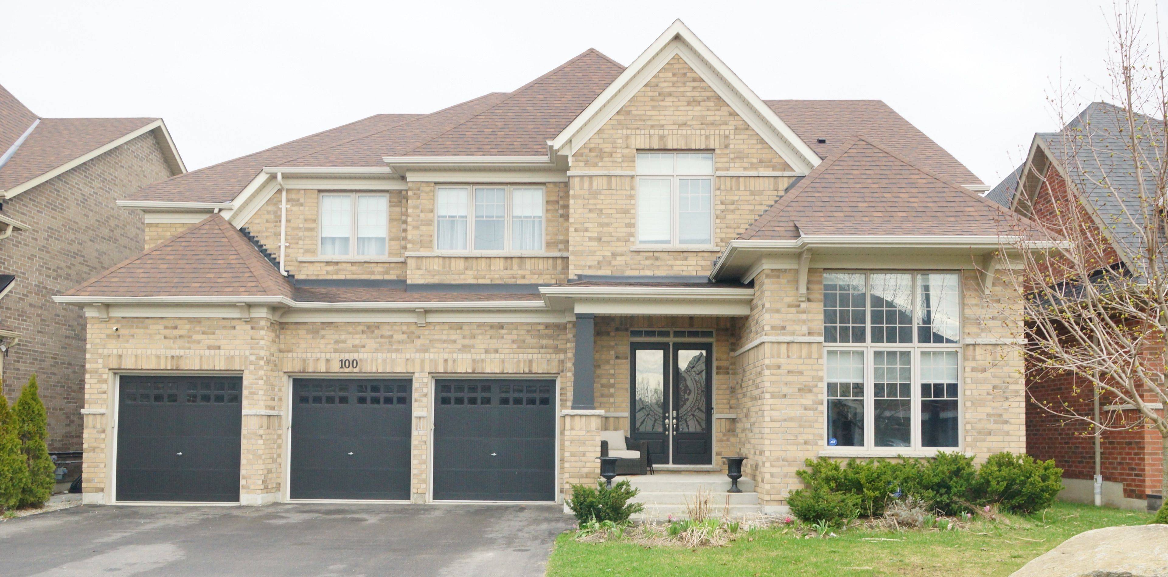 100 Trail BLVD, Springwater, ON L9X 0S7