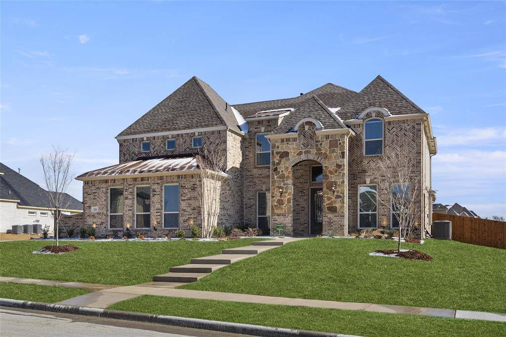 320 Cheyenne Mountain Drive, Ovilla, TX 75154