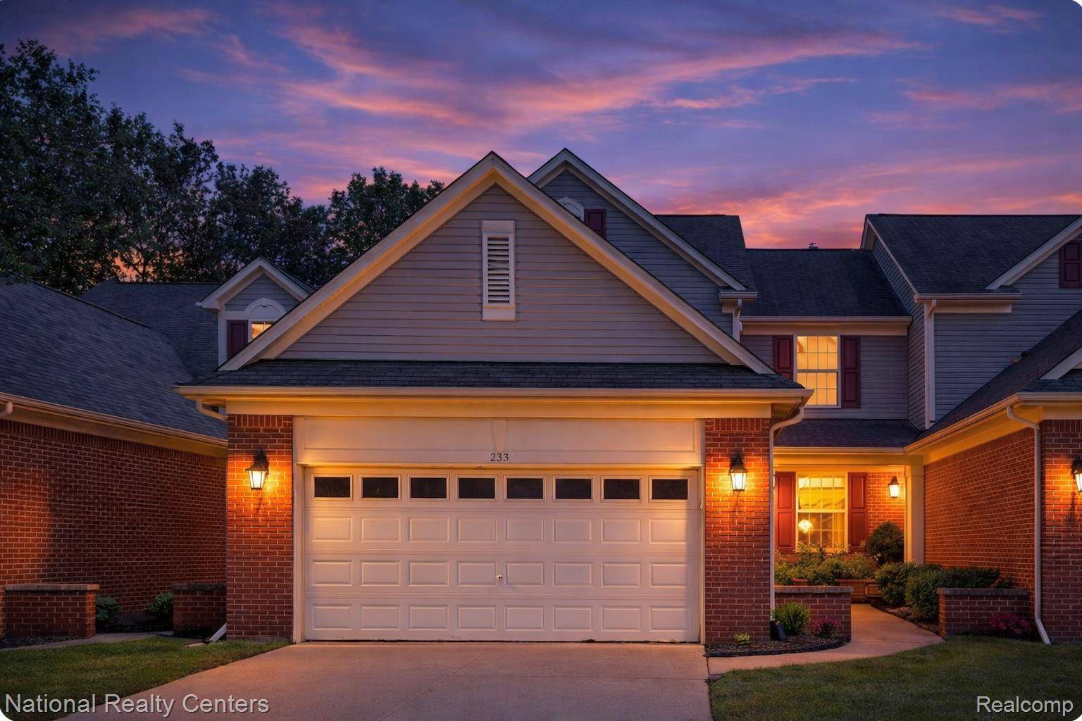 43651 Cherrywood LN, Cantonchartertownship_wayne, MI 48188