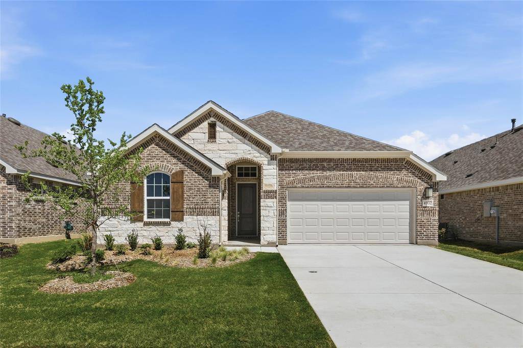 4932 Water Lily Lane, Fort Worth, TX 76036