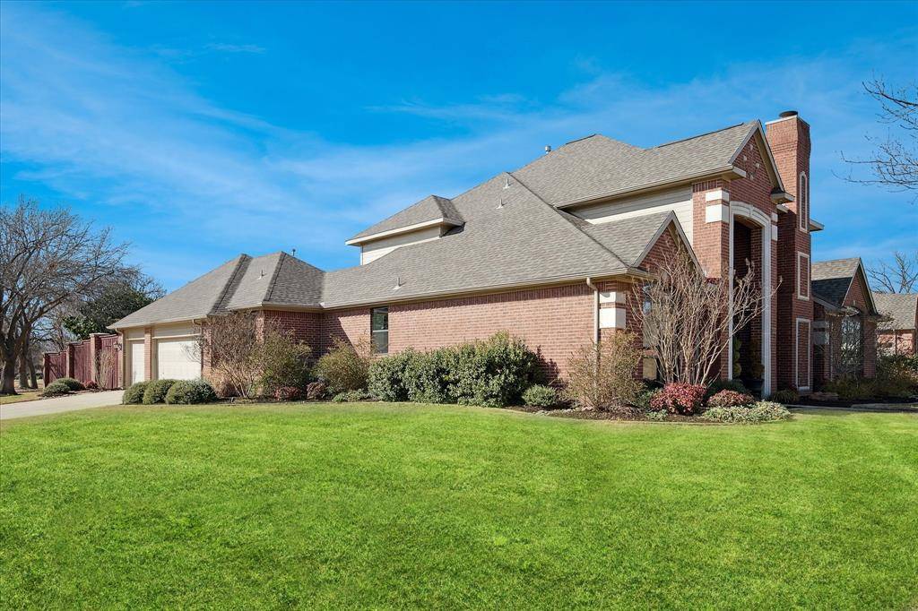 112 Woodglen Court, Southlake, TX 76092