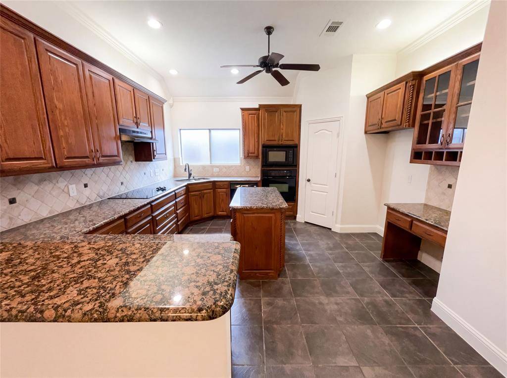 1817 Colorado Court, Burleson, TX 76028