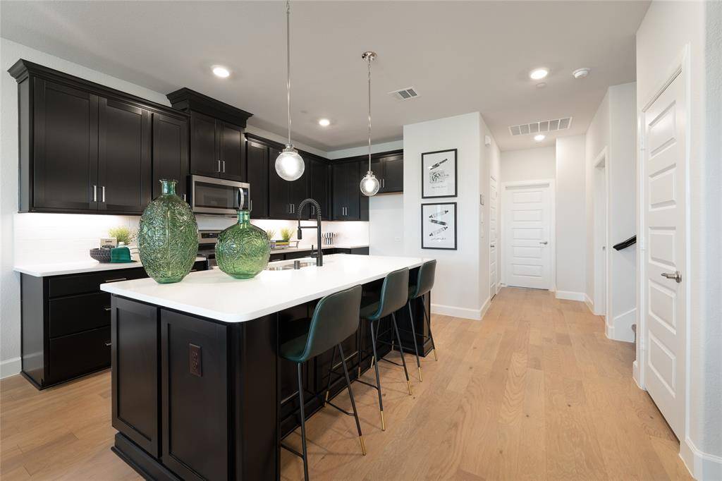 2032 Naples Drive, Rowlett, TX 75088