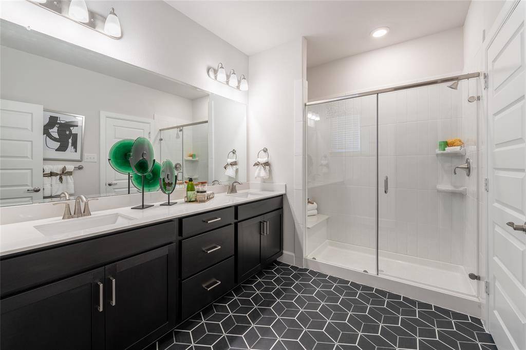 2032 Naples Drive, Rowlett, TX 75088