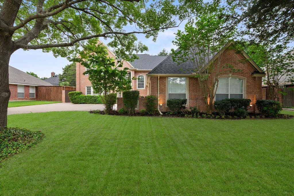 2 Treewood Court, Mansfield, TX 76063