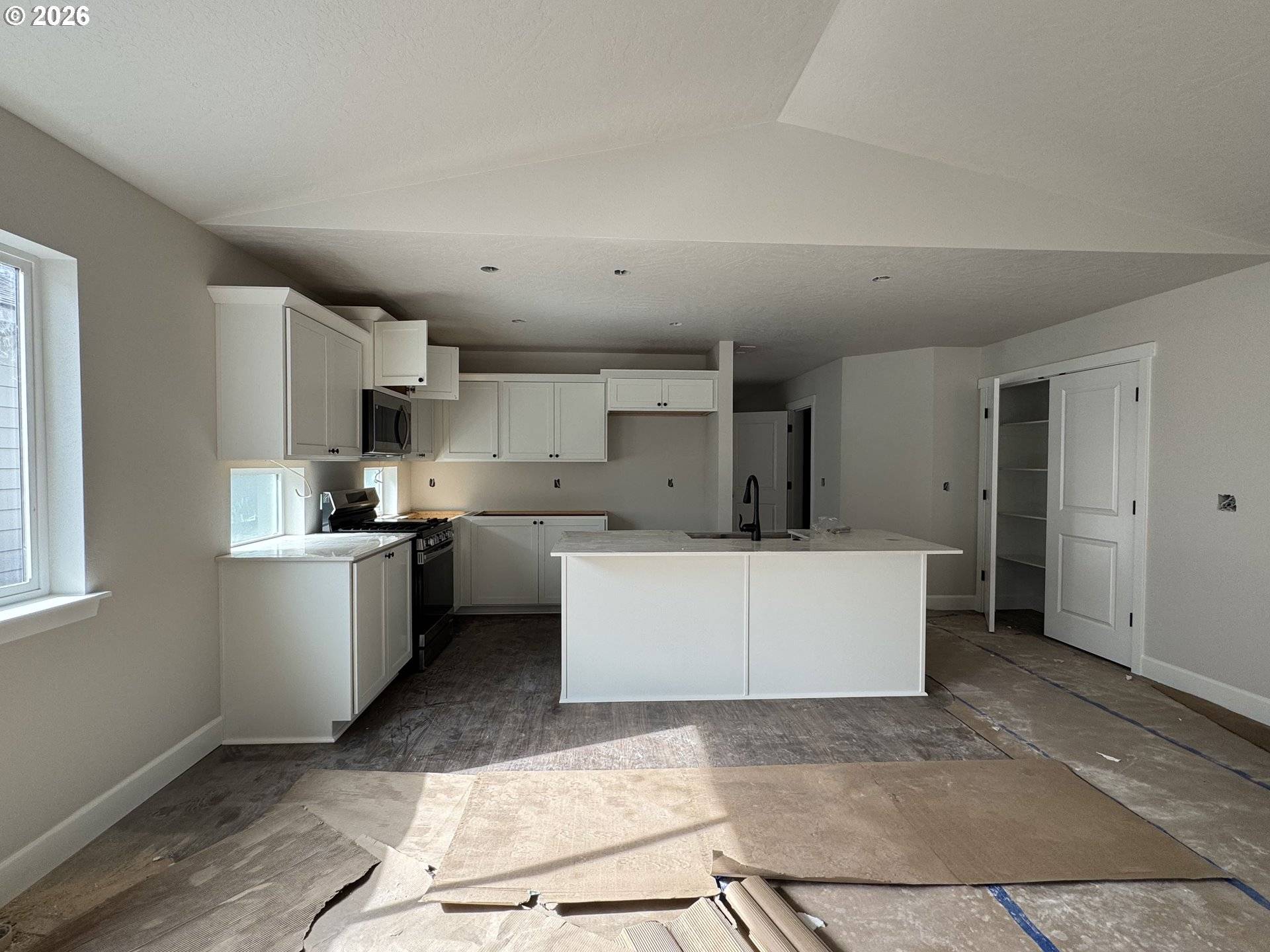 564 Arthur ST, Umatilla, OR 97882
