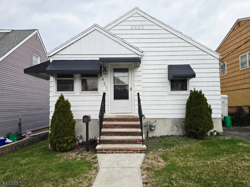 451 Wilson Ave, Lyndhurst Twp., NJ 07071