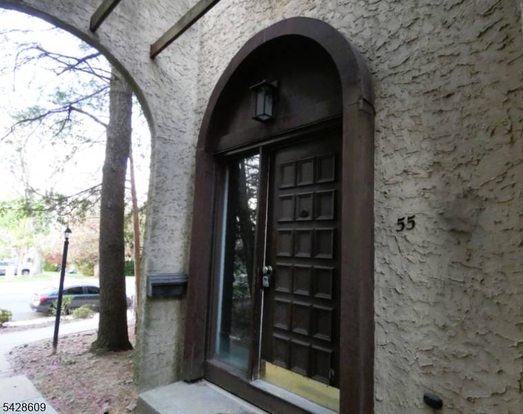 55 Smith St, Perth Amboy City, NJ 08861