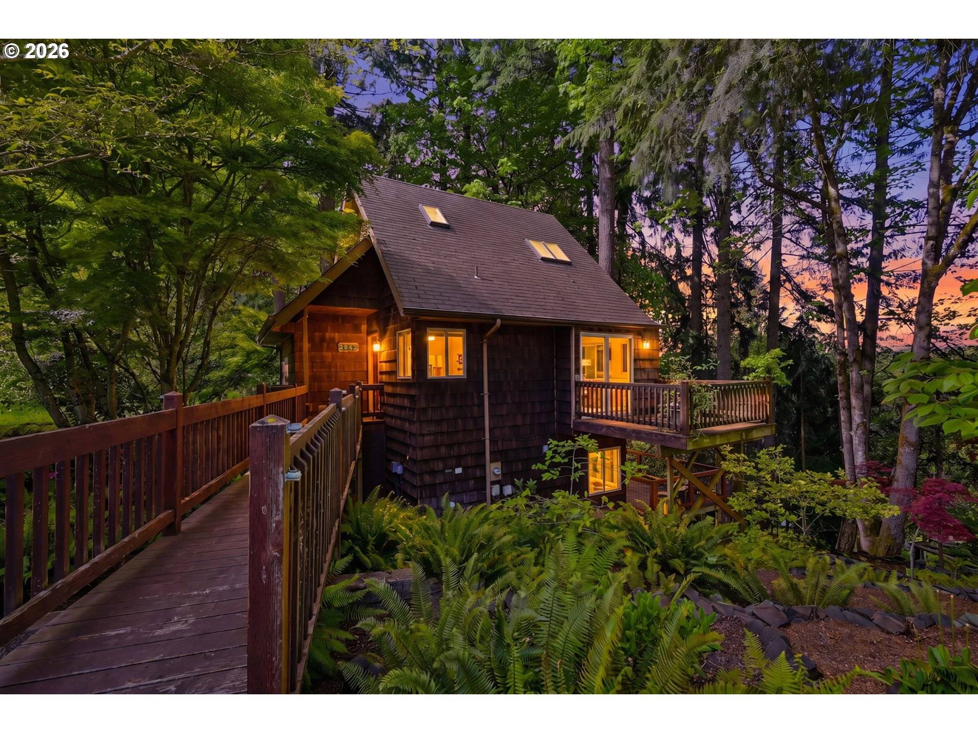 2942 RIVERVIEW ST, Eugene, OR 97403