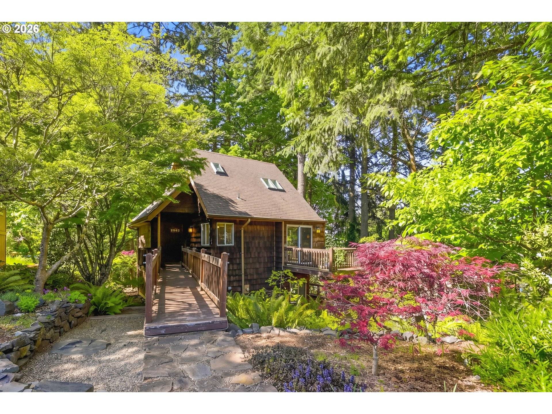 2942 RIVERVIEW ST, Eugene, OR 97403
