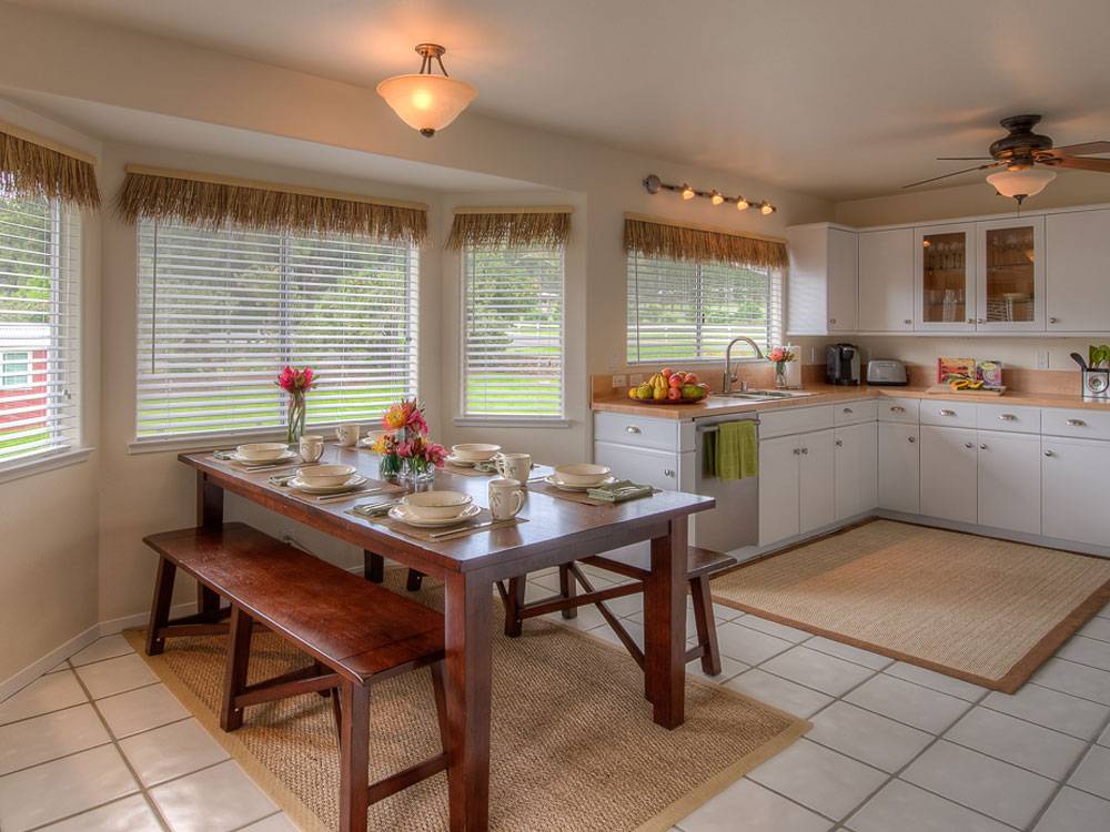 66-1685 KOHALA MOUNTAIN RD, Kamuela, HI 96743