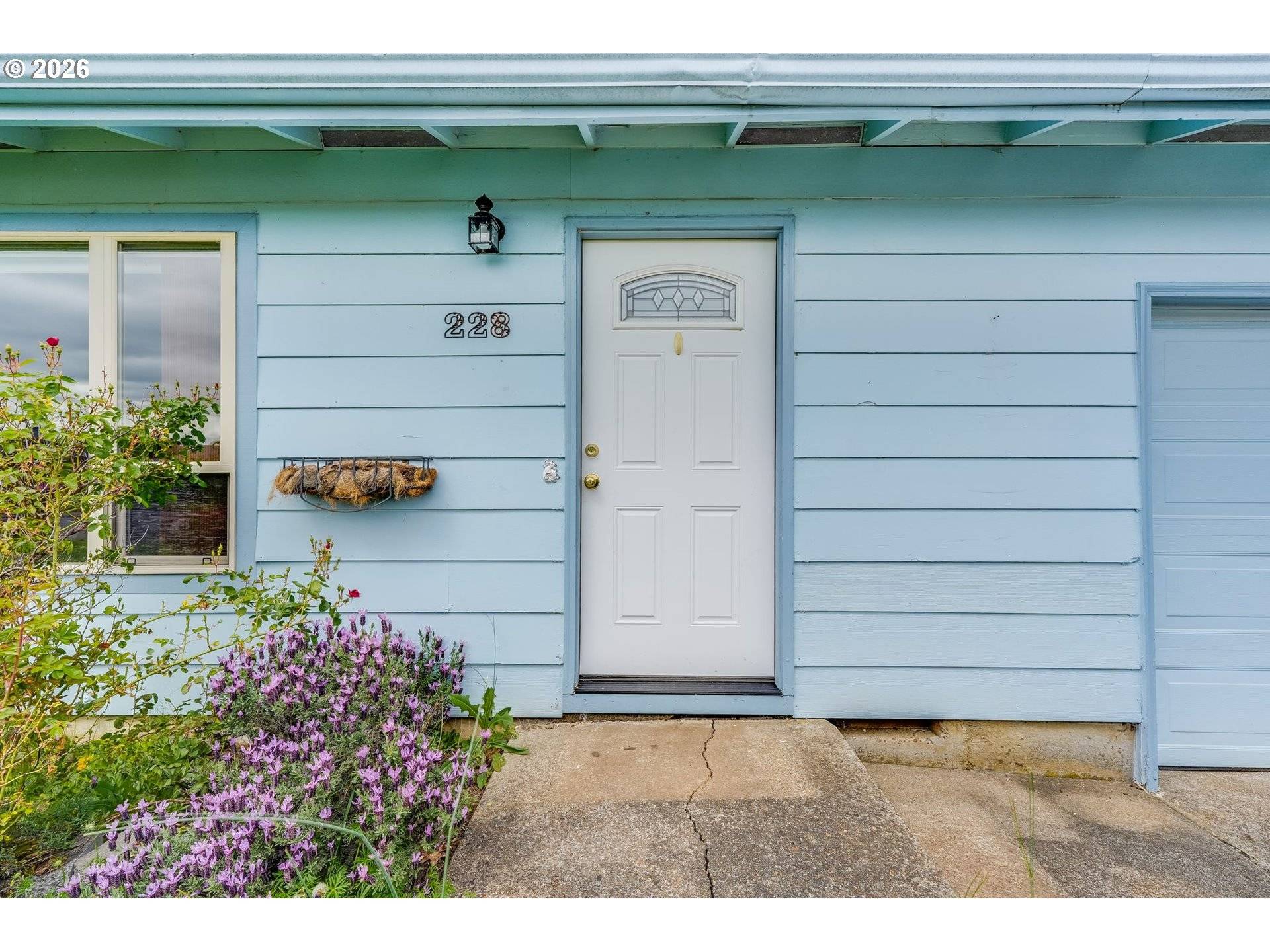 228 NW DENTON AVE, Dallas, OR 97338